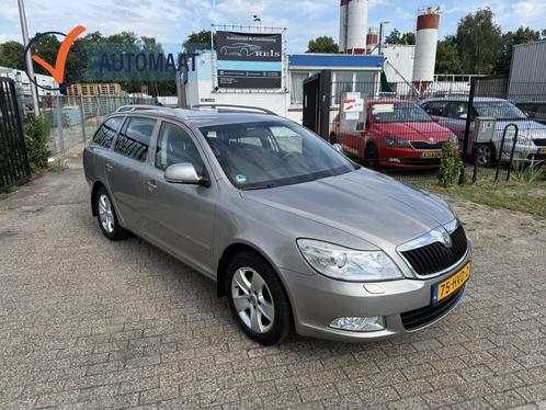 Skoda Octavia Combi 1.4 TSI Elegance Bns*AUTOMAAT*TREKHAAK*X, Auto's, Skoda, Bedrijf, Octavia, ABS, Adaptieve lichten, Airbags