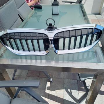 GRILL BMW 330 G20 CHROME beschikbaar voor biedingen