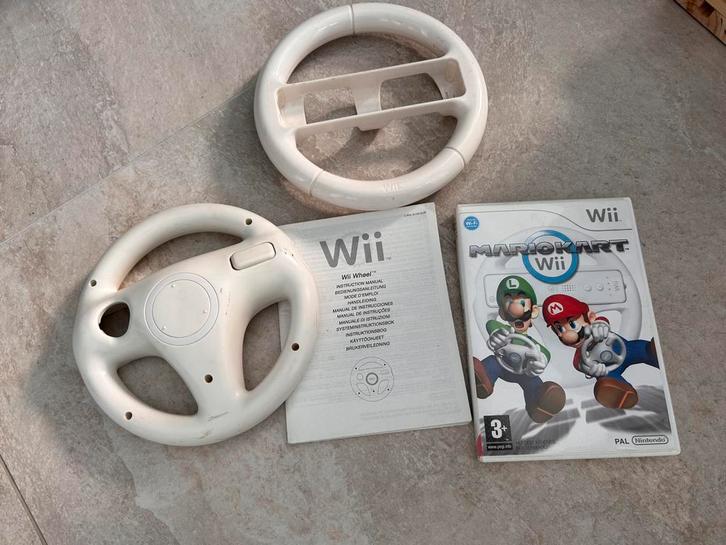 Nintendo Wii Mario Kart met stuur, Spelcomputers en Games, Games | Nintendo Wii, Gebruikt, Racen en Vliegen, 3 spelers of meer