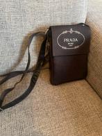 Prada Milano Schoudertas, Ophalen of Verzenden, Zo goed als nieuw, Zwart, Schoudertasje