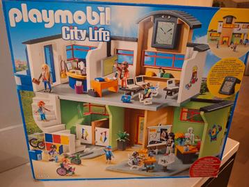 Playmobil 9453 City Life Ingerichte School - Complete Set beschikbaar voor biedingen