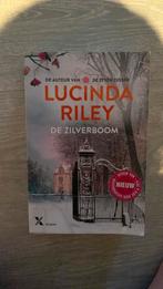 Lucinda Riley - De zilverboom, Lucinda Riley, Ophalen of Verzenden, Zo goed als nieuw
