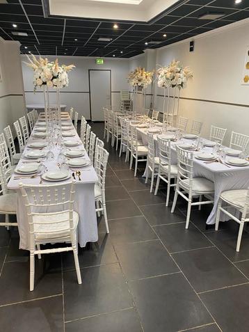 Complete setting te huur van tafels tot borden en decoratie beschikbaar voor biedingen