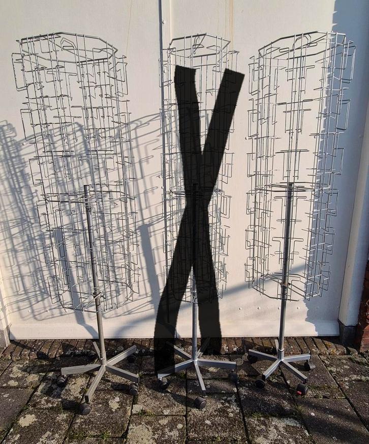 2 kaartencarrousels. Zilver., Diversen, Wenskaarten, Zo goed als nieuw, Ophalen