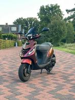Piaggio Zip 2020 3v | Begrenzer | Schadevrij, Fietsen en Brommers, Scooters | Piaggio, Ophalen, Zip, Zo goed als nieuw, Benzine