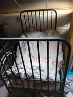 Ijzerenbed, Ophalen, 90 cm, Eenpersoons, Zwart