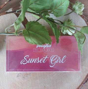 Douglas Oogschaduw palet Sunset Girl 8 kleuren Nieuw beschikbaar voor biedingen