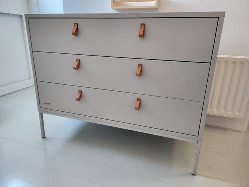 Kidsmill Commode Amy Grijs breed, Kinderen en Baby's, Kinderkamer | Commodes en Kasten, Zo goed als nieuw, 90 tot 105 cm, 100 cm of meer