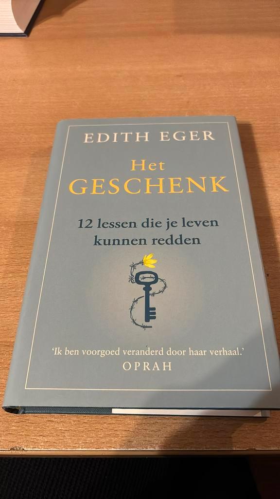 Edith Eger - Het geschenk, Boeken, Psychologie, Zo goed als nieuw, Ophalen of Verzenden