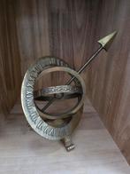Vintage messing Zonnewijzer met Pijl, Tuin en Terras, Ophalen of Verzenden, Gebruikt