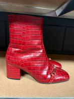 Hogl prachtige zgan rode leren enkellaarsjes maat 4,5, Ophalen of Verzenden, Zo goed als nieuw, Hogl, Rood