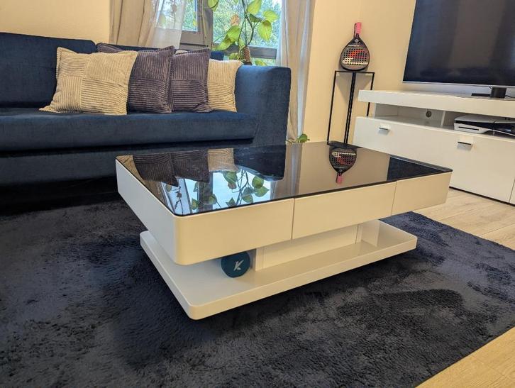 Coffee Table for Sale, Huis en Inrichting, Tafels | Salontafels, Zo goed als nieuw, Minder dan 50 cm, 50 tot 100 cm, 50 tot 100 cm