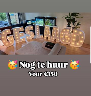 Lichtletters GESLAAGD te huur! beschikbaar voor biedingen