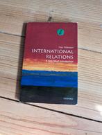 International Relations - A very short introduction, Boeken, Politiek en Maatschappij, Gelezen, Ophalen of Verzenden