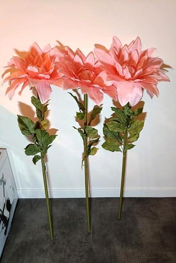 3x Kunstbloem Dahlia - Zalmroze - Decoratie beschikbaar voor biedingen