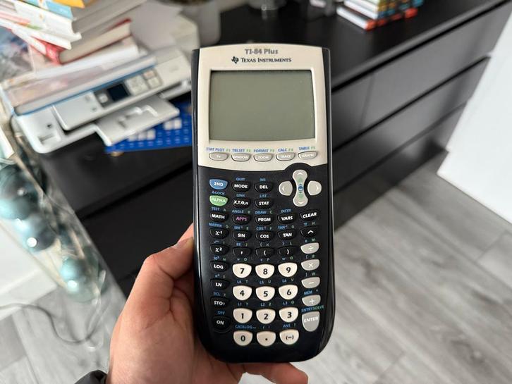TI 84 Plus Grafische Rekenmachine, Diversen, Rekenmachines, Zo goed als nieuw, Grafische rekenmachine, Ophalen of Verzenden