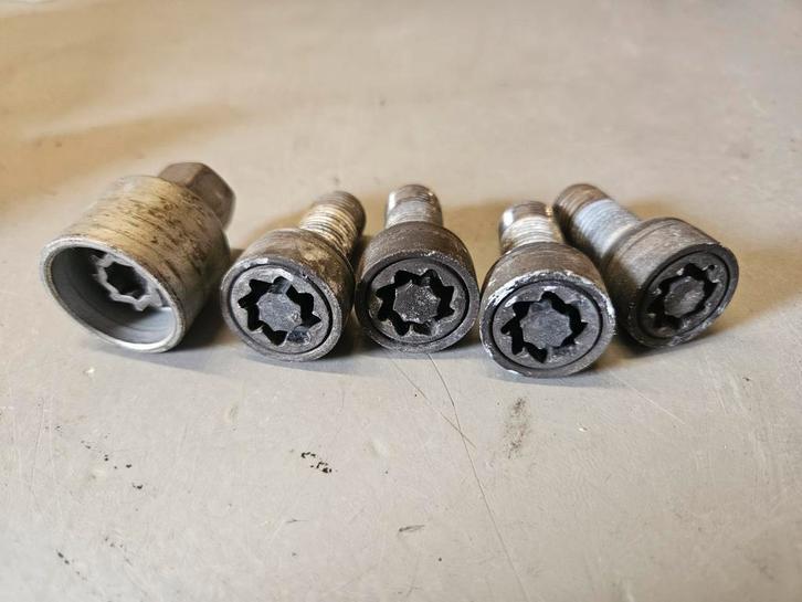 slotbouten vag autos, Auto-onderdelen, Klein materiaal, Audi, Seat, Volkswagen, Skoda, Ophalen of Verzenden