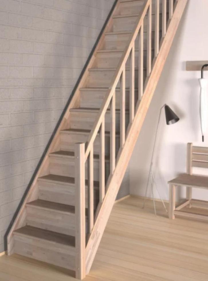 Houten trap (vurenhout) met leuning voor hoogte tot 280cm, Doe-het-zelf en Verbouw, Ladders en Trappen, Nieuw, Trap, 2 tot 4 meter