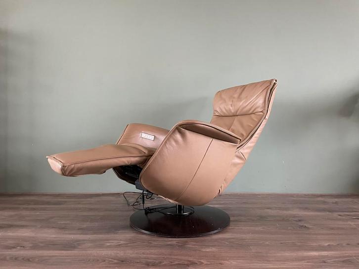 Nette leren relax fauteuil / relax stoel elektrisch, Huis en Inrichting, Fauteuils, Gebruikt, 50 tot 75 cm, Minder dan 75 cm, Ophalen