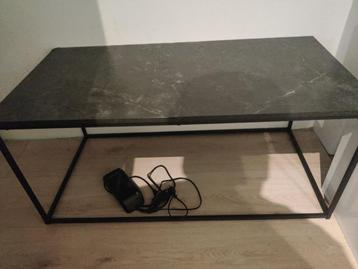 Stijlvolle bijzettafel