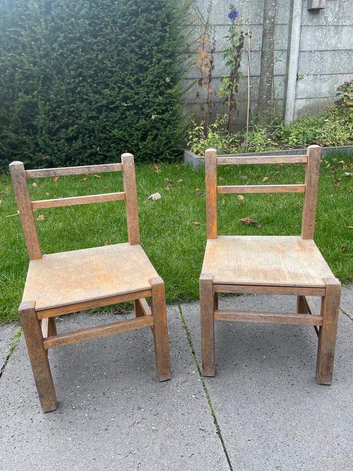 2 Houten Kinderstoeltjes, Huis en Inrichting, Stoelen, Gebruikt, Twee, Hout, Bruin, Ophalen
