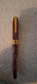 Vintage jaren 40 Vulpen Diamond Point bordeaux rood (USA), Verzamelen, Pennenverzamelingen, Ophalen of Verzenden, Gebruikt, Vulpen