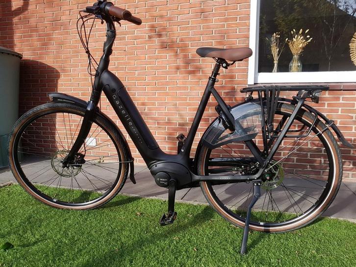 Gazelle Grenoble HBM C8 bouwjaar 2023 nieuwstaat!!, Fietsen en Brommers, Elektrische fietsen, Zo goed als nieuw, Gazelle, 55 tot 59 cm