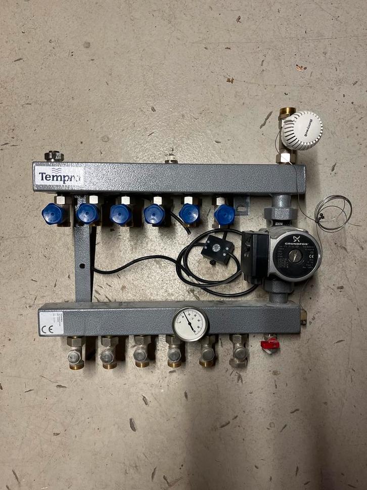 Grundfos Vloerverwarmingspomp 25-50 (Werkt Perfect), Doe-het-zelf en Verbouw, Verwarming en Radiatoren, Zo goed als nieuw, Overige typen