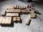 Veel houten blokken, speelgoed hout, constructie, Kinderen en Baby's, Speelgoed | Houten speelgoed, Gebruikt, Ophalen of Verzenden
