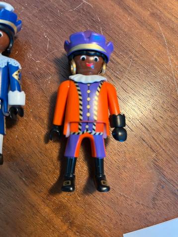 Playmobile 3x zwarte Piet en 1x kerstman beschikbaar voor biedingen