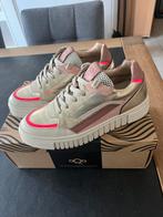 Aqa sneakers beige, goud en roze maat 37, Kleding | Dames, Schoenen, Beige, Aqa, Ophalen of Verzenden, Sneakers of Gympen