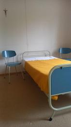 Jaren zestig vintage slaapkamer ledikant met stoelen, Ophalen, Gebruikt, 90 cm, Eenpersoons