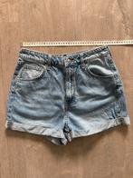 Korte jeans mt. 38 ~ Divided, Divided, Blauw, Ophalen of Verzenden, Zo goed als nieuw