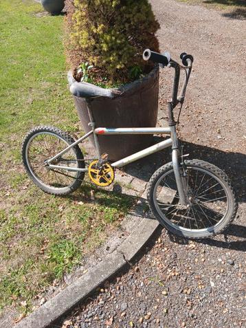 Vintage BMX Fiets - Opknapper beschikbaar voor biedingen