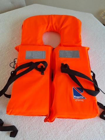 Regatta zwemvest  / Reddingsvest  / 30 -'- 50 KG ....Nieuw. beschikbaar voor biedingen