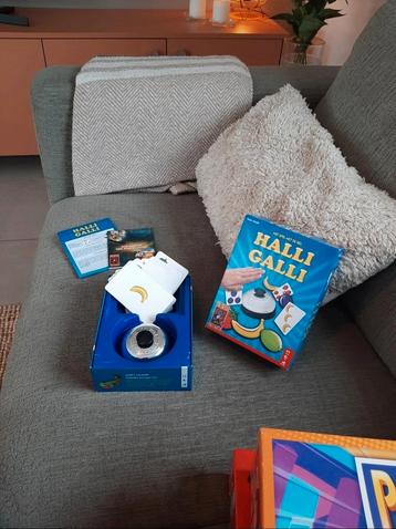 Halli galli het spel met de bel beschikbaar voor biedingen