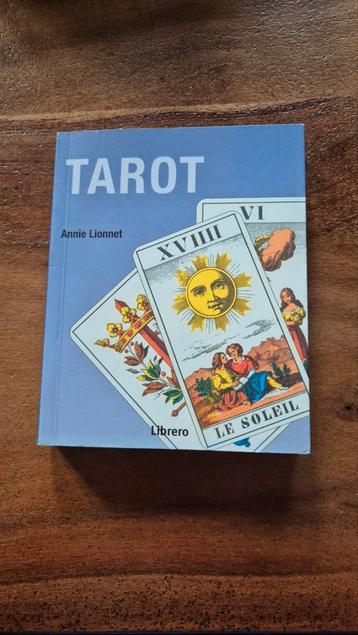 Tarot Boek - Annie Lionnet beschikbaar voor biedingen