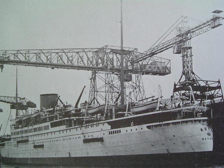100 jaar scheepswerf DE SCHELDE te Vlissingen - 1975., Verzamelen, Scheepvaart, Gebruikt, Boek of Tijdschrift, Motorboot, Ophalen of Verzenden