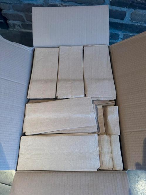 Doos 10KG snackzakjes kraft / cadeauzakjes no.23 1,5 ons., Hobby en Vrije tijd, Feestartikelen, Nieuw, Ophalen of Verzenden
