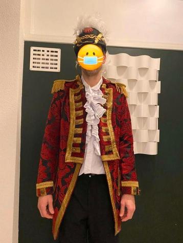 Carnavalspak beschikbaar voor biedingen