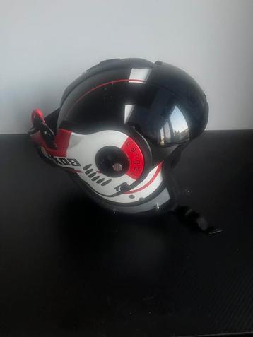 V8 boxer helm L (uniek) beschikbaar voor biedingen