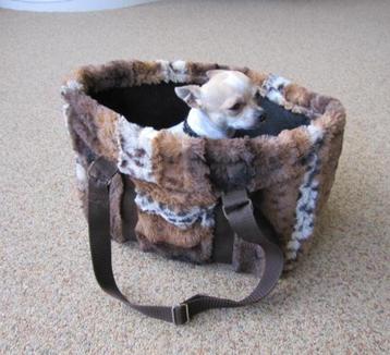 # Hondentas draagtas schoudertas tas kleine hond chihuahua  beschikbaar voor biedingen