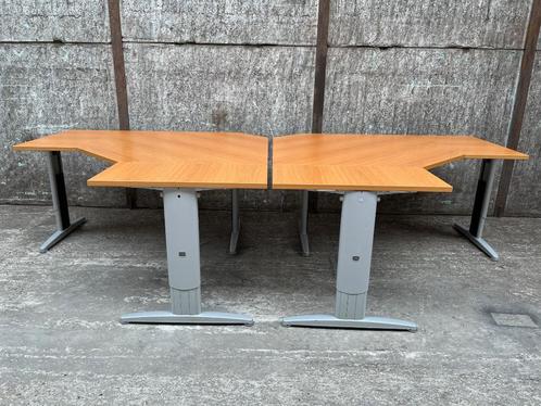 Gebruikte hoekbureaus 160x160cm - € 50,- afhaalkorting!, Huis en Inrichting, Bureaus, Gebruikt, In hoogte verstelbaar, Ophalen of Verzenden