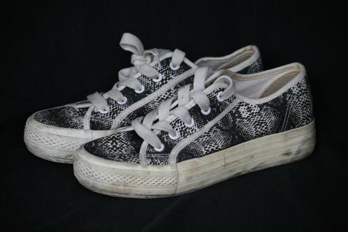 Gympen Kayla, Kleding | Dames, Schoenen, Gedragen, Sneakers of Gympen, Wit, Ophalen of Verzenden