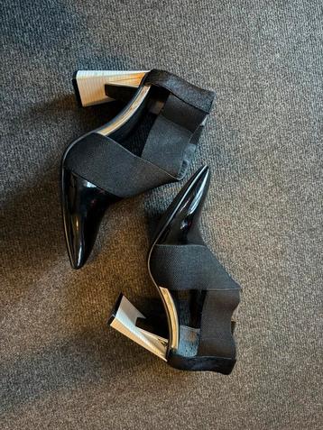 United Nude dames schoenen maat 40 zeer goede staat! Pumps beschikbaar voor biedingen