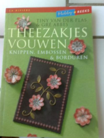 Theezakjes Vouwen - Basisboek - Tiny van der plas beschikbaar voor biedingen