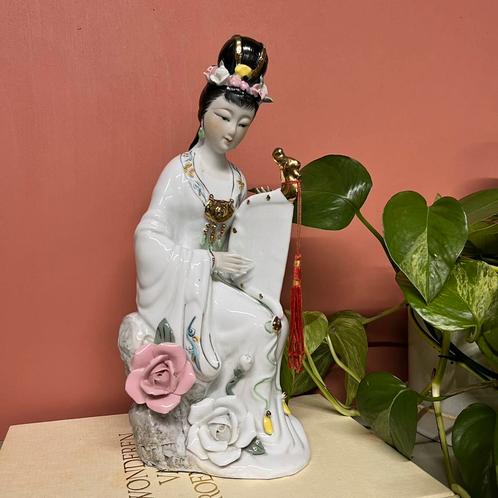 Porselein Japanse geisha beeld perfect, Verzamelen, Beelden en Beeldjes, Zo goed als nieuw, Mens, Ophalen of Verzenden