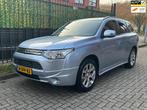 Mitsubishi Outlander 2.0 PHEV Instyle AIRCO|CAMERA|XENON, Auto's, Mitsubishi, Zwart, 4 cilinders, Blauw, Vierwielaandrijving