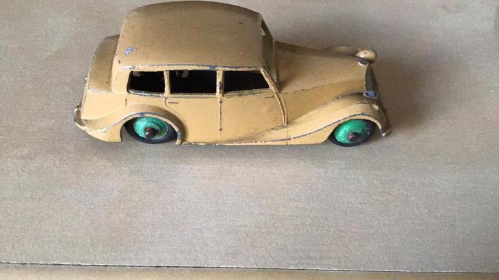DINKY TOYS TRIUMPH ORIGINEEL PRODUCTIE 1954-1960  A.O.W.DUS, Hobby en Vrije tijd, Modelauto's | 1:43, Gebruikt, Auto, Dinky Toys