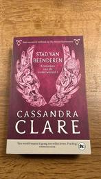 Cassandra Clare - Stad van beenderen, Ophalen of Verzenden, Zo goed als nieuw, Cassandra Clare